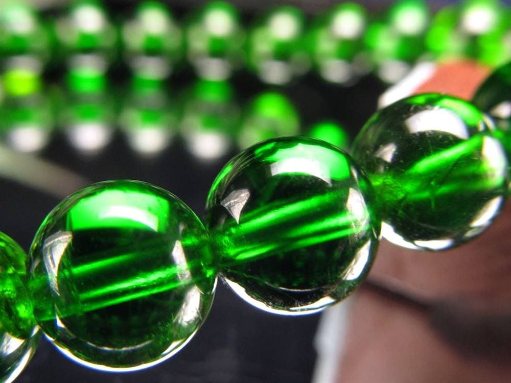 クロムダイオプサイト 緑色 透輝石 パワーストーン 天然石