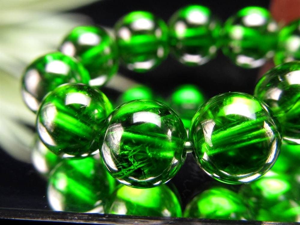 クロムダイオプサイト 緑色 透輝石 パワーストーン 天然石