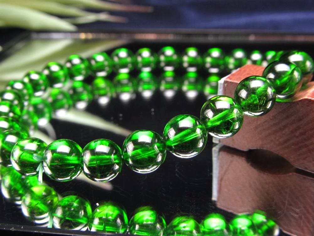 クロムダイオプサイト 緑色 透輝石 パワーストーン 天然石