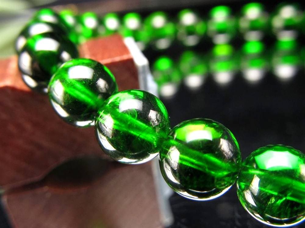 クロムダイオプサイト 緑色 透輝石 パワーストーン 天然石