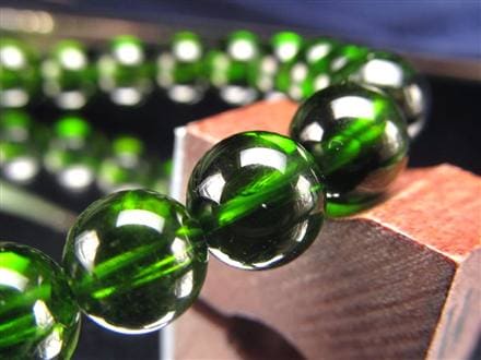 クロムダイオプサイト 緑色 透輝石 パワーストーン 天然石