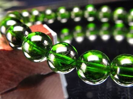 クロムダイオプサイト 緑色 透輝石 パワーストーン 天然石