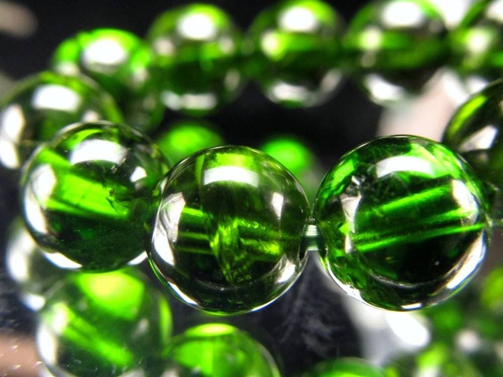 クロムダイオプサイト 緑色 透輝石 パワーストーン 天然石