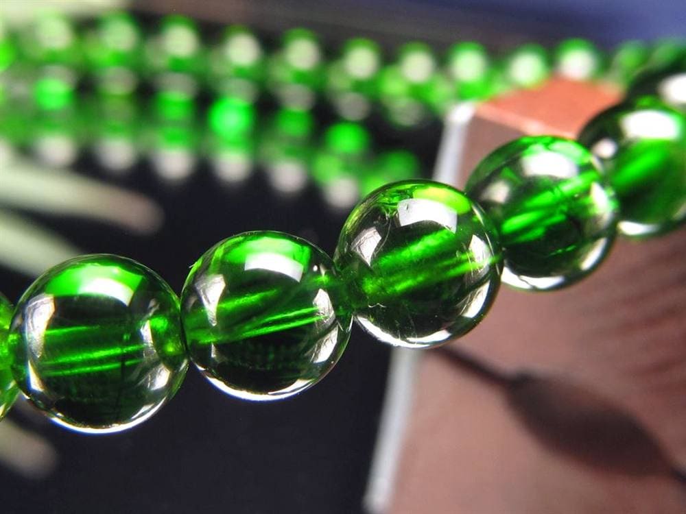 クロムダイオプサイト 緑色 透輝石 パワーストーン 天然石