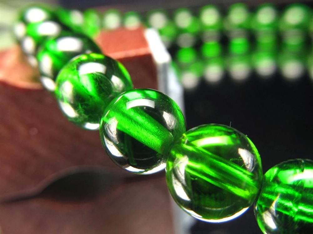 クロムダイオプサイト 緑色 透輝石 パワーストーン 天然石