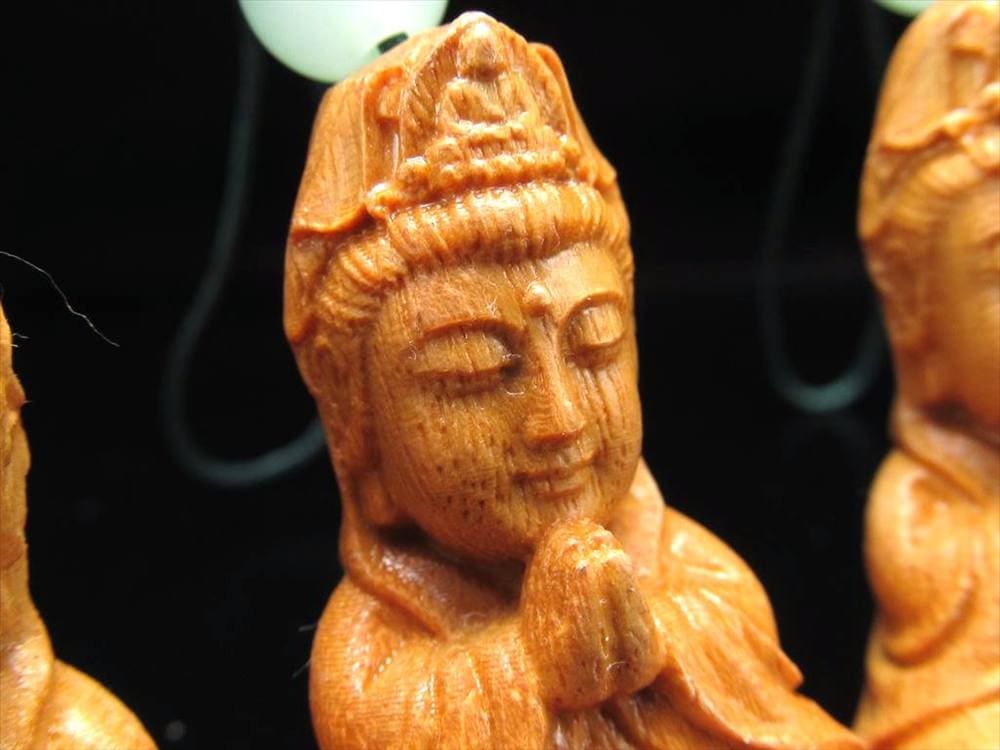 白檀 天然香木 サンダルウッド ビャクダン 彫刻 ストラップ