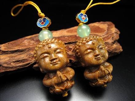 白檀 天然香木 サンダルウッド ビャクダン 彫刻 ストラップ