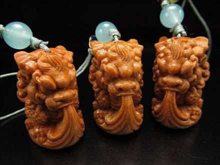 白檀 天然香木 サンダルウッド ビャクダン 彫刻 ストラップ