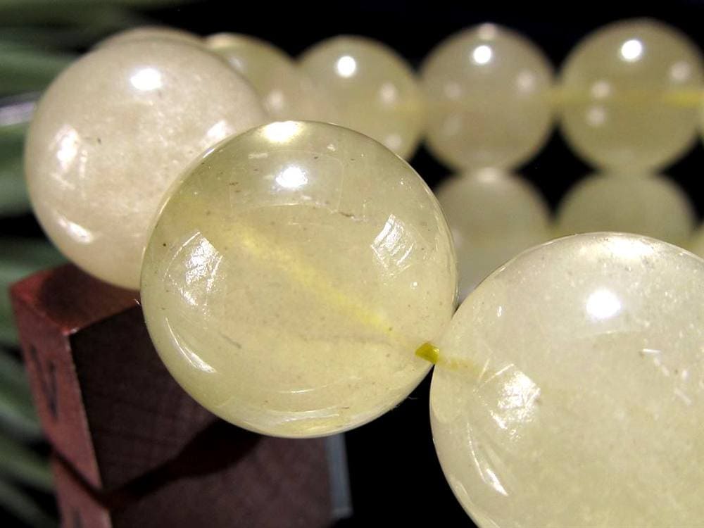 リビアングラス 隕石 リビアンデザートグラス クリストバライト インパクトガラス