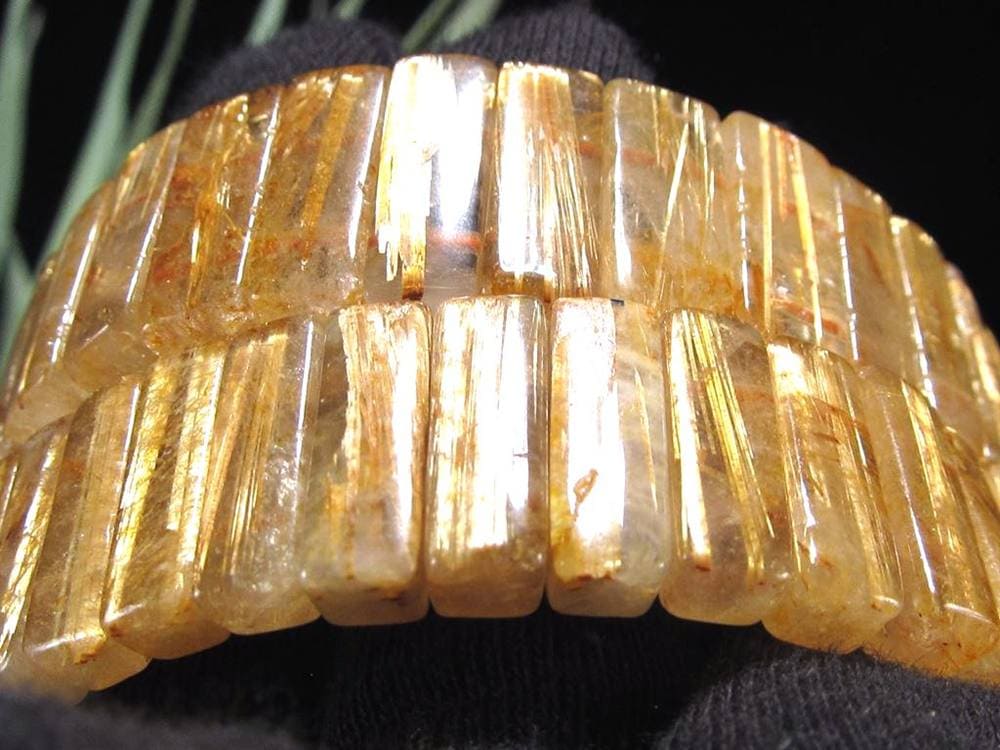 ゴールドルチル タイチン バングル ブレスレット アクセサリー