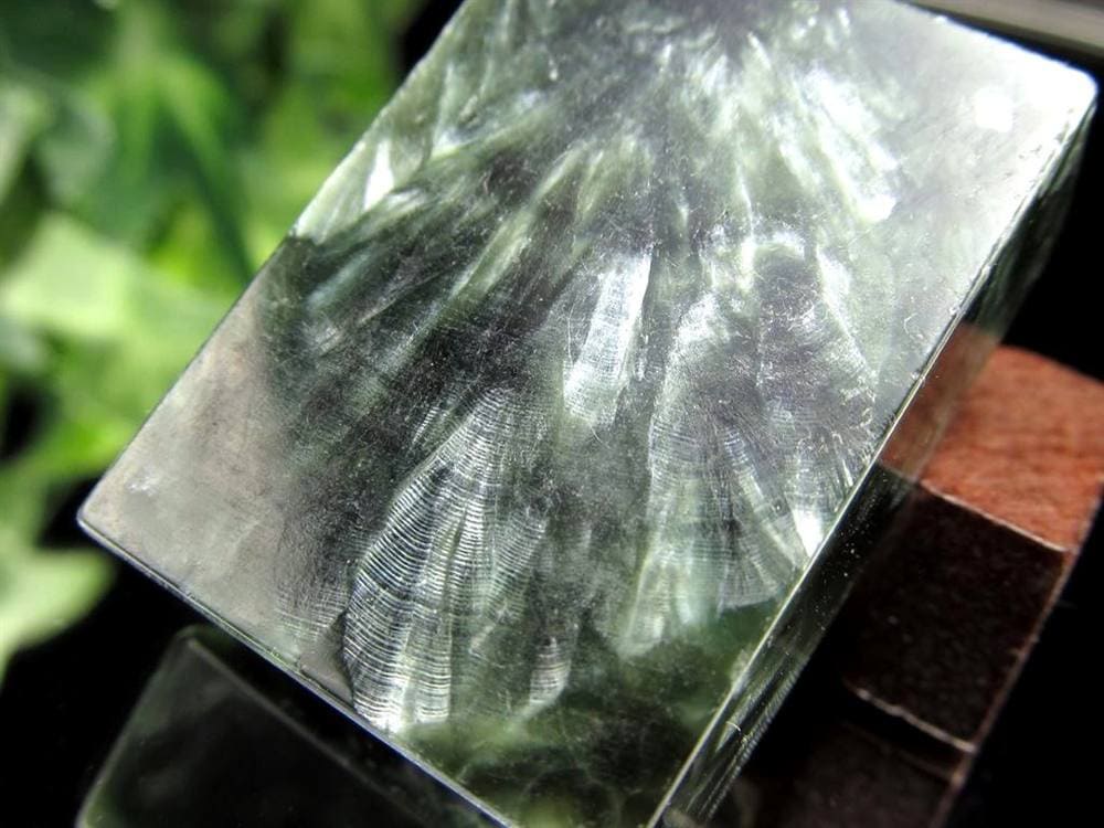 セラフィナイト 斜緑泥石 カボション タンブル ヒーリング