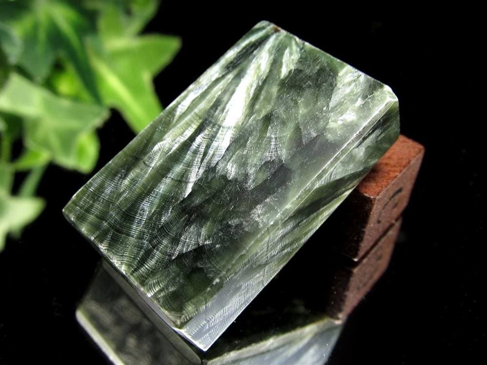 セラフィナイト 斜緑泥石 カボション タンブル ヒーリング