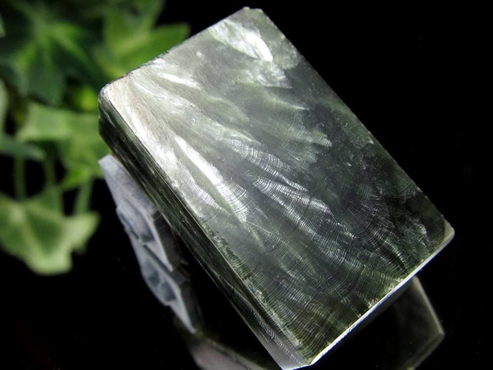 セラフィナイト 斜緑泥石 カボション タンブル ヒーリング