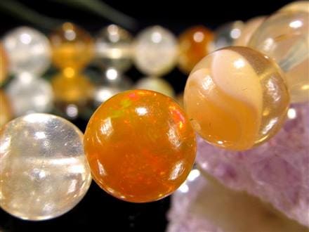 ファイアオパール タンブルブレスレット ファイヤーオパール レッドオパール 蛋白石