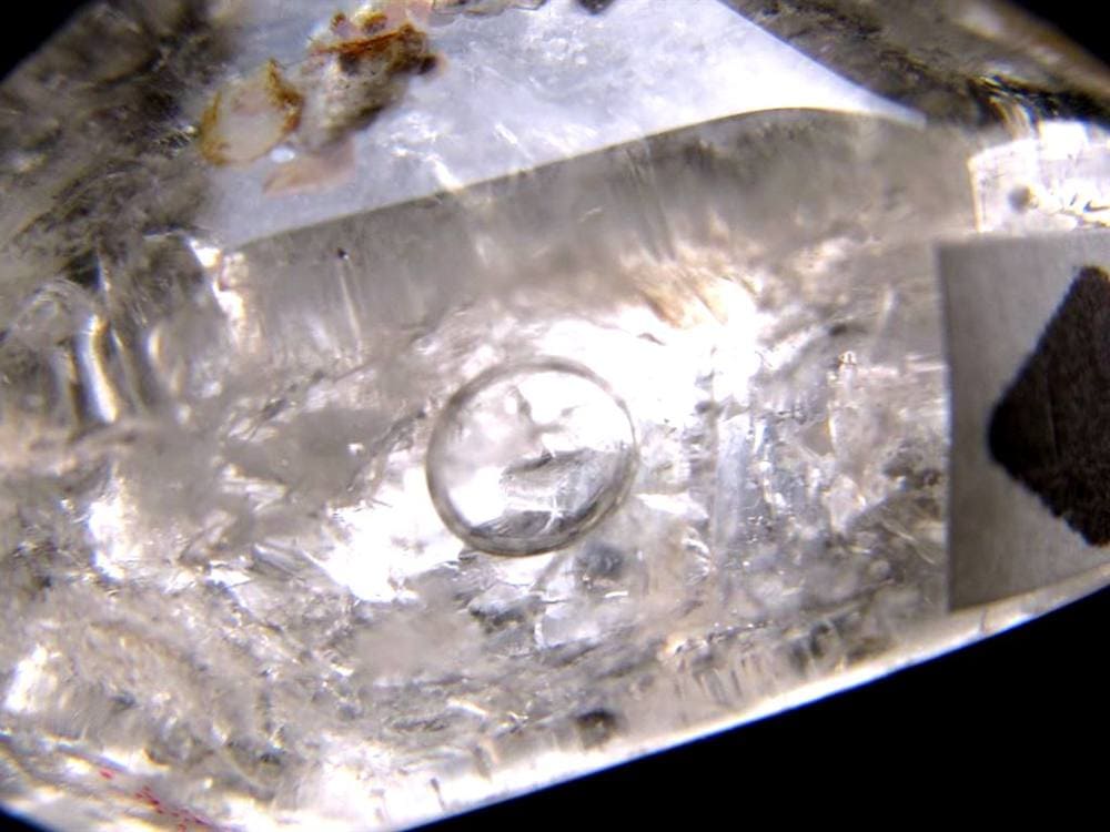 水入り水晶 原石 水晶 クォーツ 天然石