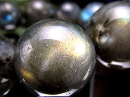 ラブラドライト 曹灰長石 ブレスレット シラー ラブラドレッセンス