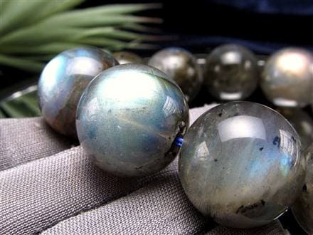 ラブラドライト 曹灰長石 ブレスレット シラー ラブラドレッセンス