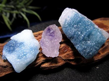 アクアマリン 藍柱石 原石 3月の誕生石 天然石