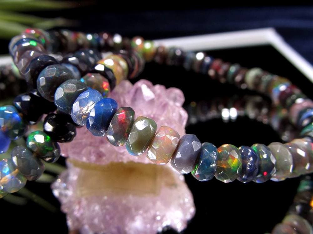 ブラックオパール ブレスレット カット 遊色 ダークカラー