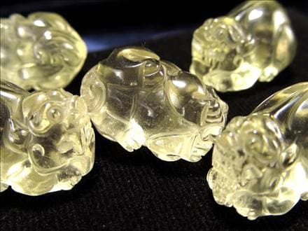 リビアングラス 隕石 貔貅 金運 置物