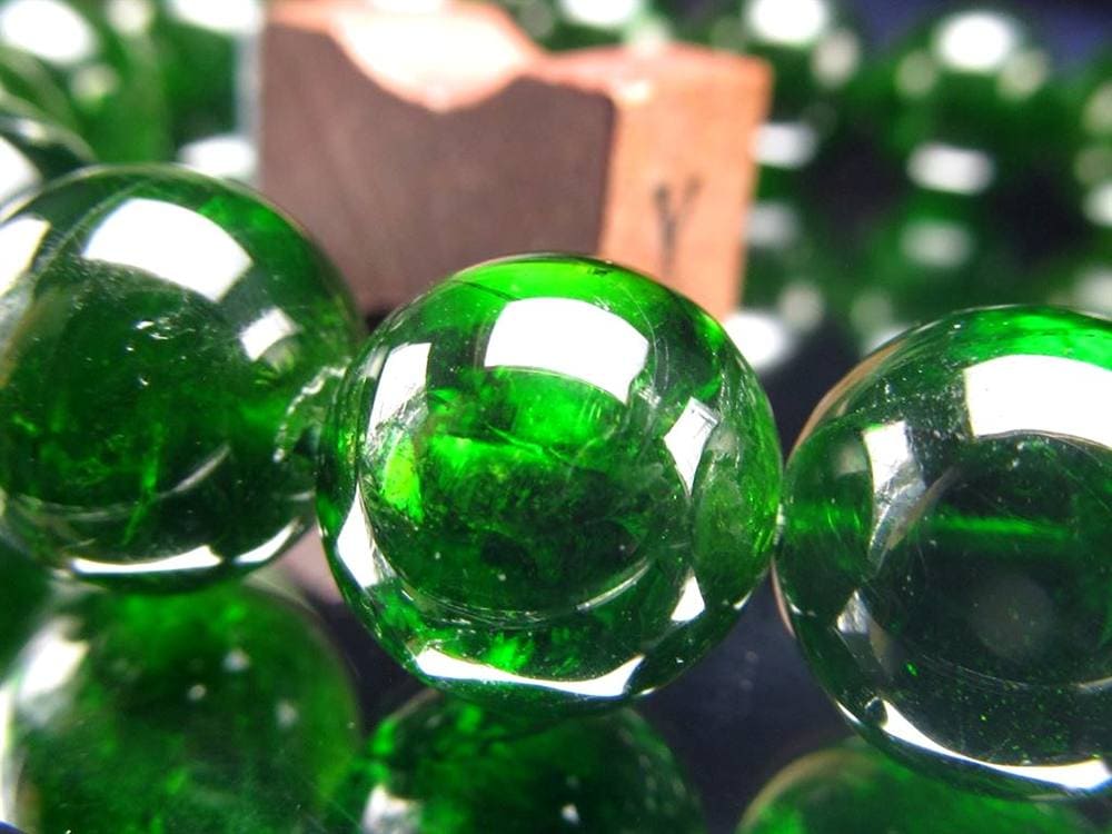 クロムダイオプサイト 緑色 透輝石 パワーストーン 天然石