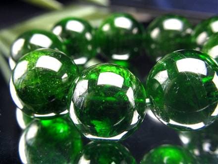 クロムダイオプサイト 緑色 透輝石 パワーストーン 天然石