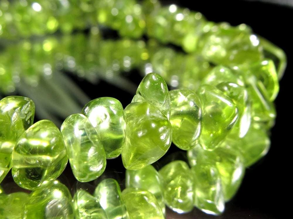 ペリドット ブレスレット 8月の誕生石 かんらん石 さざれ石