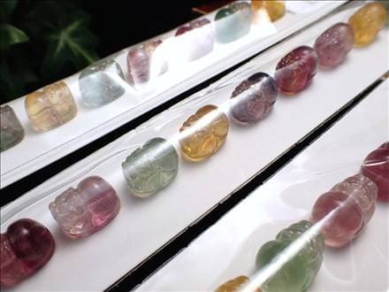 フローライト ヒキュウ 貔貅 彫刻 蛍石 天然石