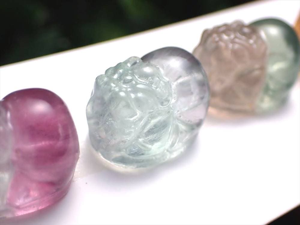 フローライト ヒキュウ 貔貅 彫刻 蛍石 天然石