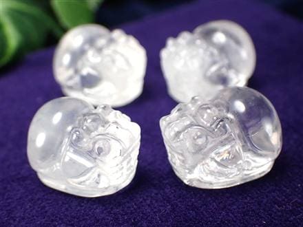 水晶 クォーツ クリスタル 貔貅 ヒキュウ 彫刻 お守り石
