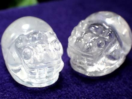 水晶 クォーツ クリスタル 貔貅 ヒキュウ 彫刻 お守り石