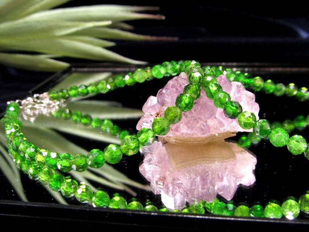 クロムダイオプサイト 緑色透輝石 ワイヤーブレスレット クロムダイオプサイトブレスレット アジャスター金具付き