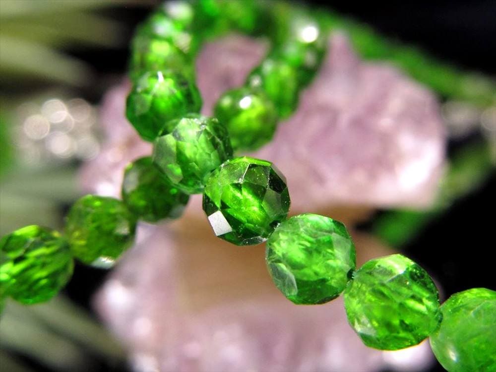 クロムダイオプサイト 緑色透輝石 ワイヤーブレスレット クロムダイオプサイトブレスレット アジャスター金具付き