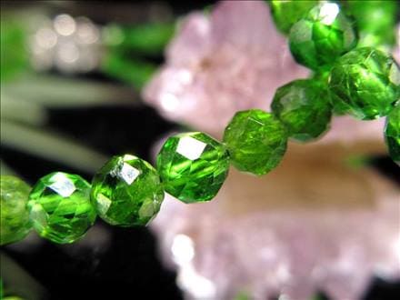 クロムダイオプサイト 緑色透輝石 ワイヤーブレスレット クロムダイオプサイトブレスレット アジャスター金具付き