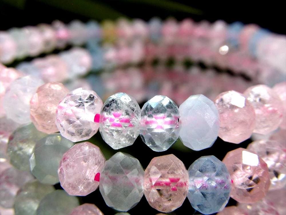 MIXベリル 緑柱石 ブレスレット 繊細ボタンカット