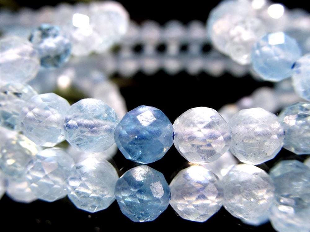 アクアマリン ボールカットブレスレット 3月の誕生石 藍玉