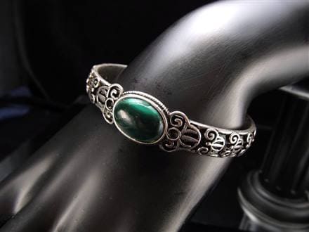 シルバーアクセサリー シルバージュエリー バングルブレスレット パワーストーン 天然石