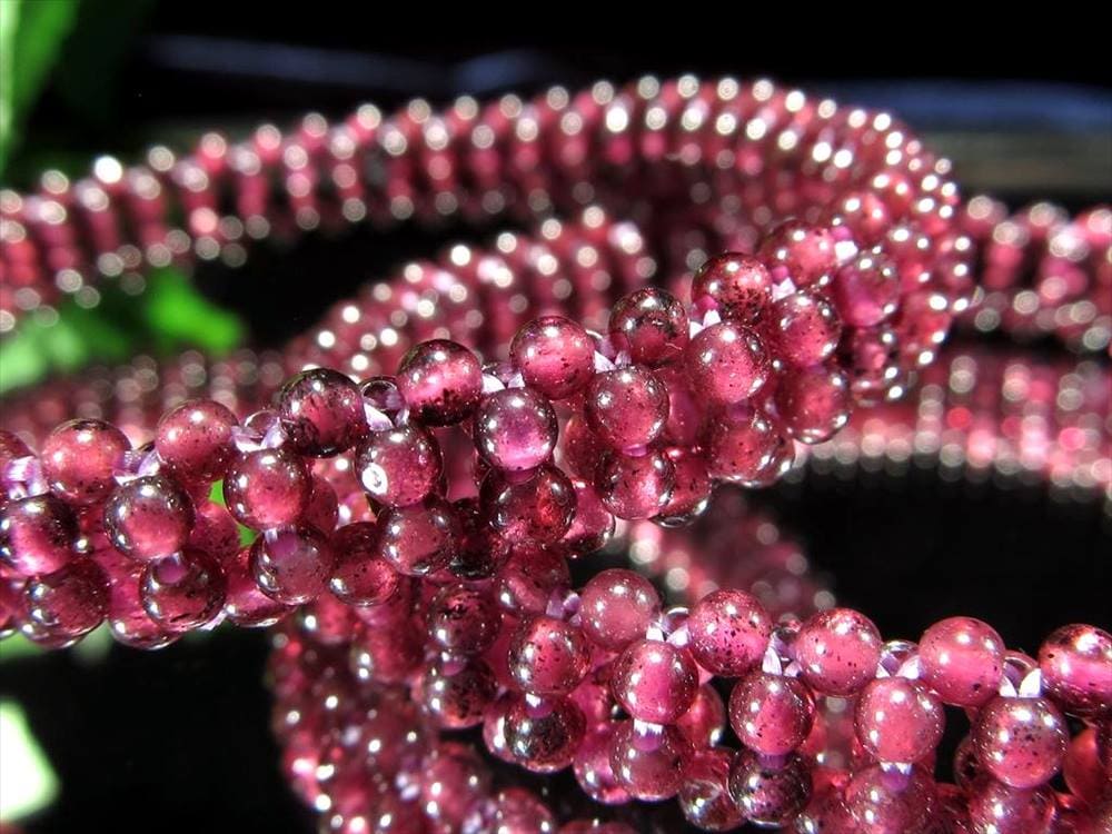 ガーネット ワイヤーブレスレット 1月の誕生石 柘榴石 マグネットクラスプ