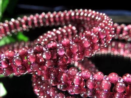 ガーネット ワイヤーブレスレット 1月の誕生石 柘榴石 マグネットクラスプ