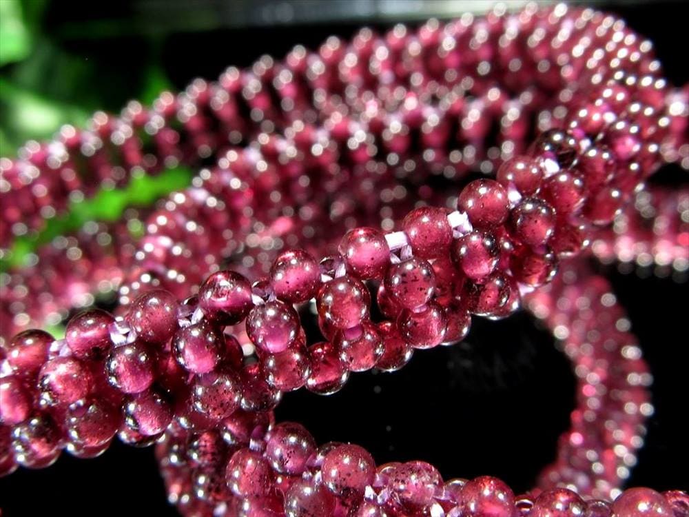 ガーネット ワイヤーブレスレット 1月の誕生石 柘榴石 マグネットクラスプ