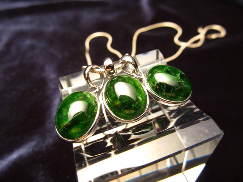 クロムダイオプサイト