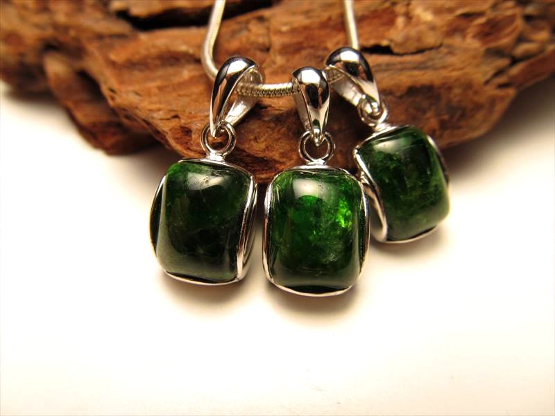 クロムダイオプサイト