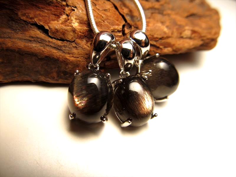 16点セット　アルーシャサンストーン　ペンダントトップ　穴あり 楽天市場】アルーシャサンストーン 8ミリ 内周約16センチ