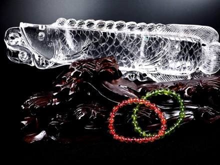 アロワナ 置物 水晶 龍魚 風水