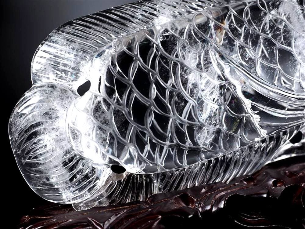 アロワナ 置物 水晶 龍魚 風水