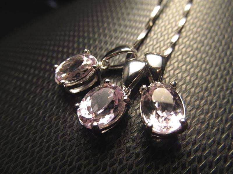 クンツァイトペンダントトップ