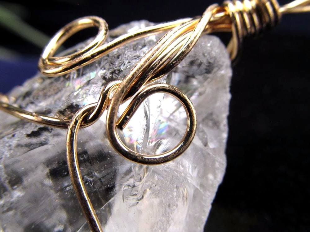 天然水晶 原石 水晶 クォーツ ワイヤーラップ ペンダントトップ