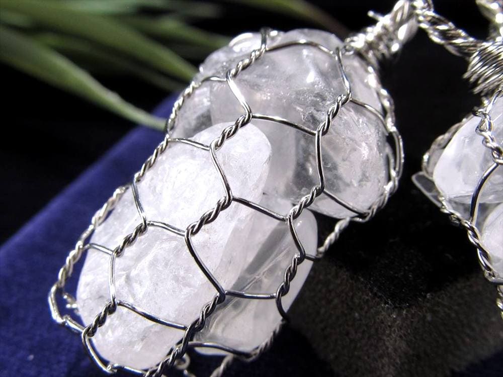 天然水晶 原石 水晶 クォーツ ワイヤーラップ ペンダントトップ