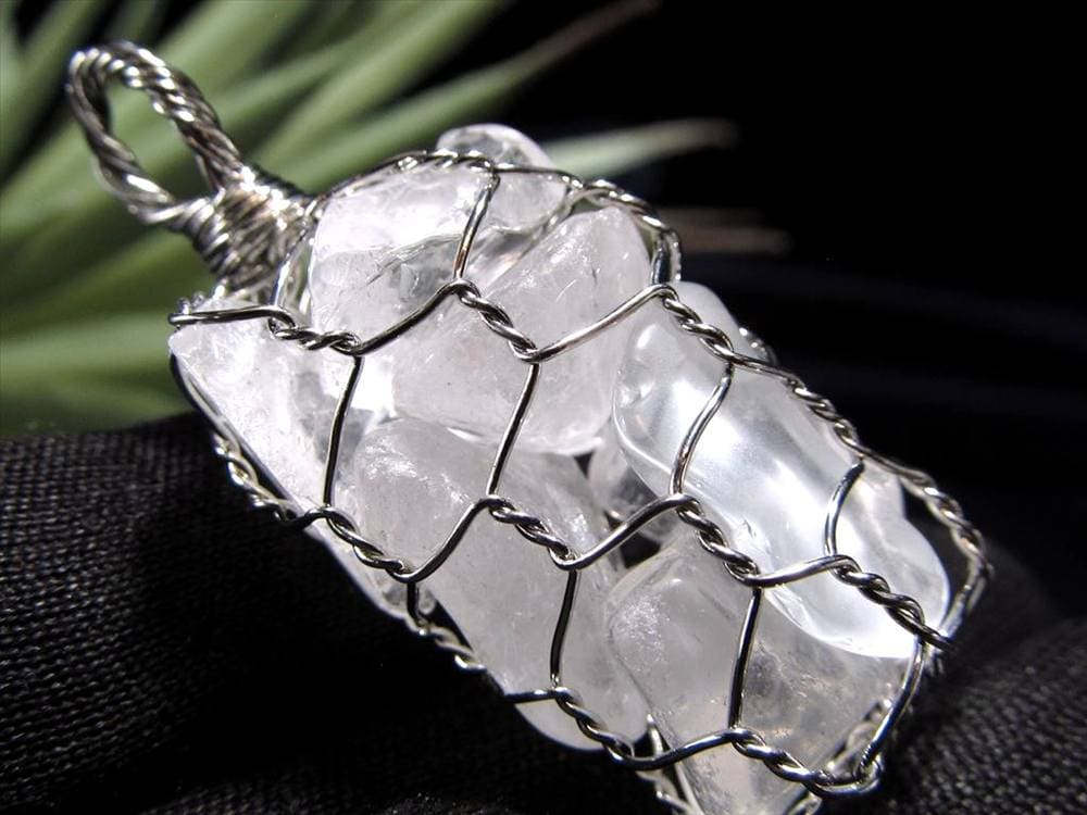 天然水晶 原石 水晶 クォーツ ワイヤーラップ ペンダントトップ