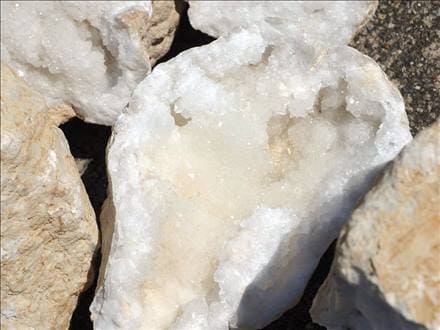 ジオード 水晶 クラスター 晶洞 浄化